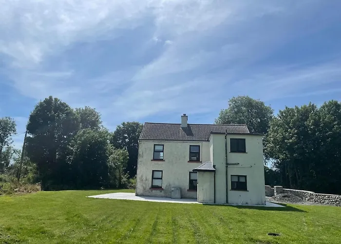 Corrandulla 2 Storey 公寓